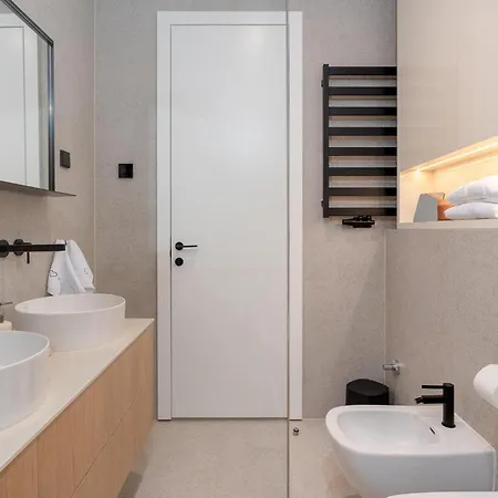 Stunning In Ferienhaus Turanj