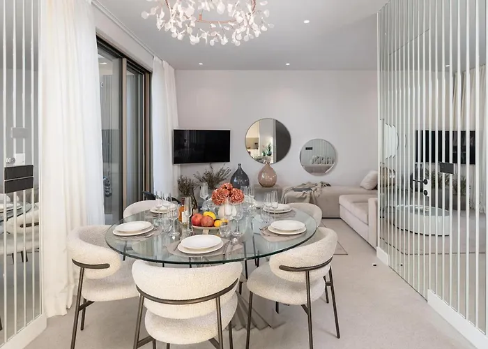 Stunning In * 투라니